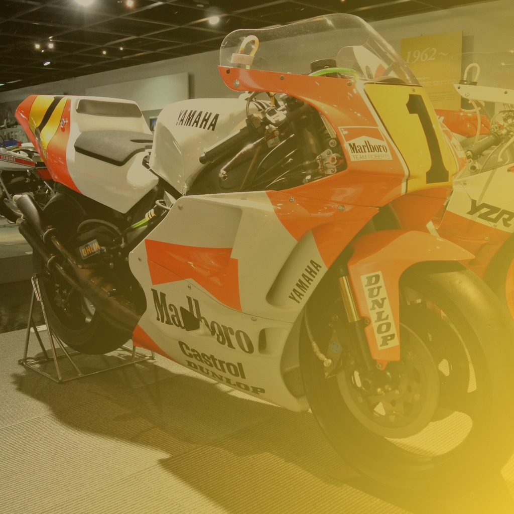 Motos